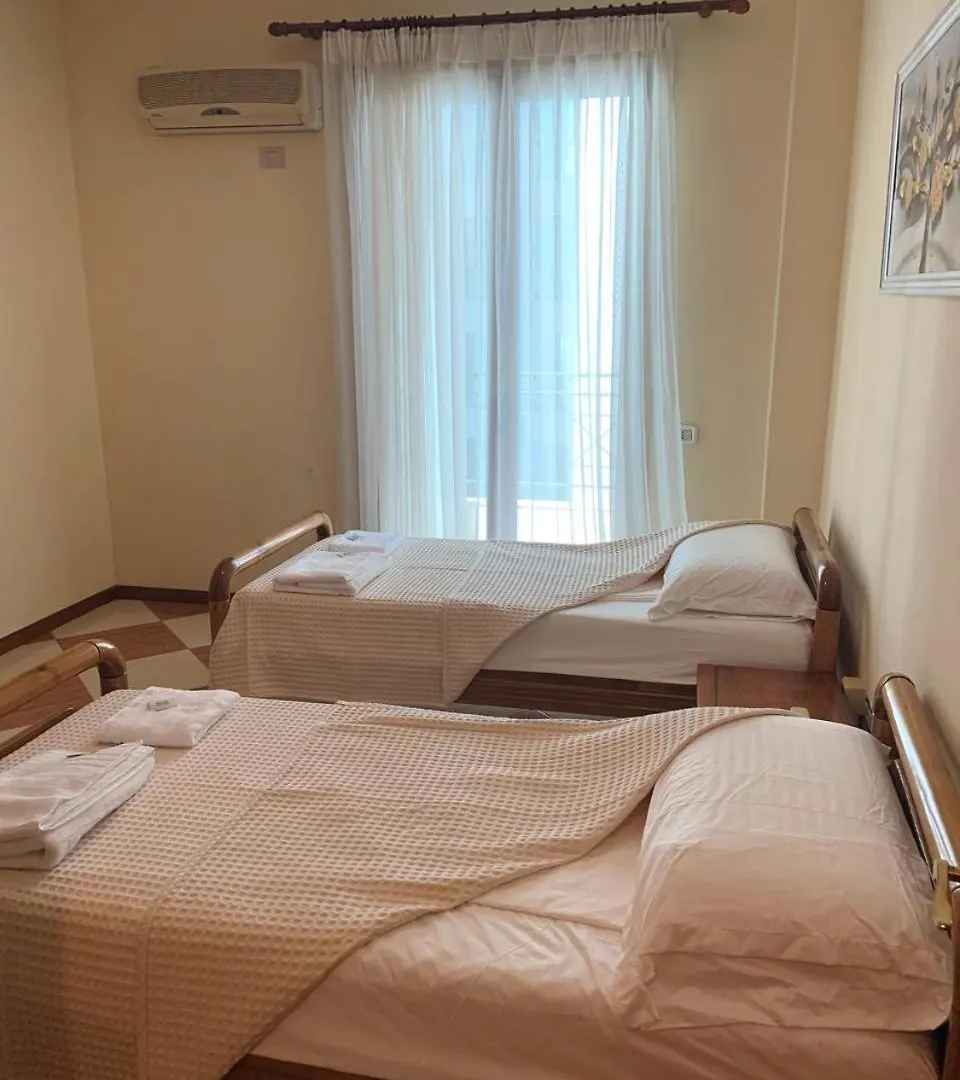 Family Comfort And Central Apartment In Vlora